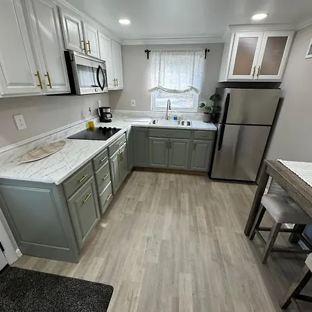 Appartamento Pet Friendly Private Basement With Kitchen And Patio